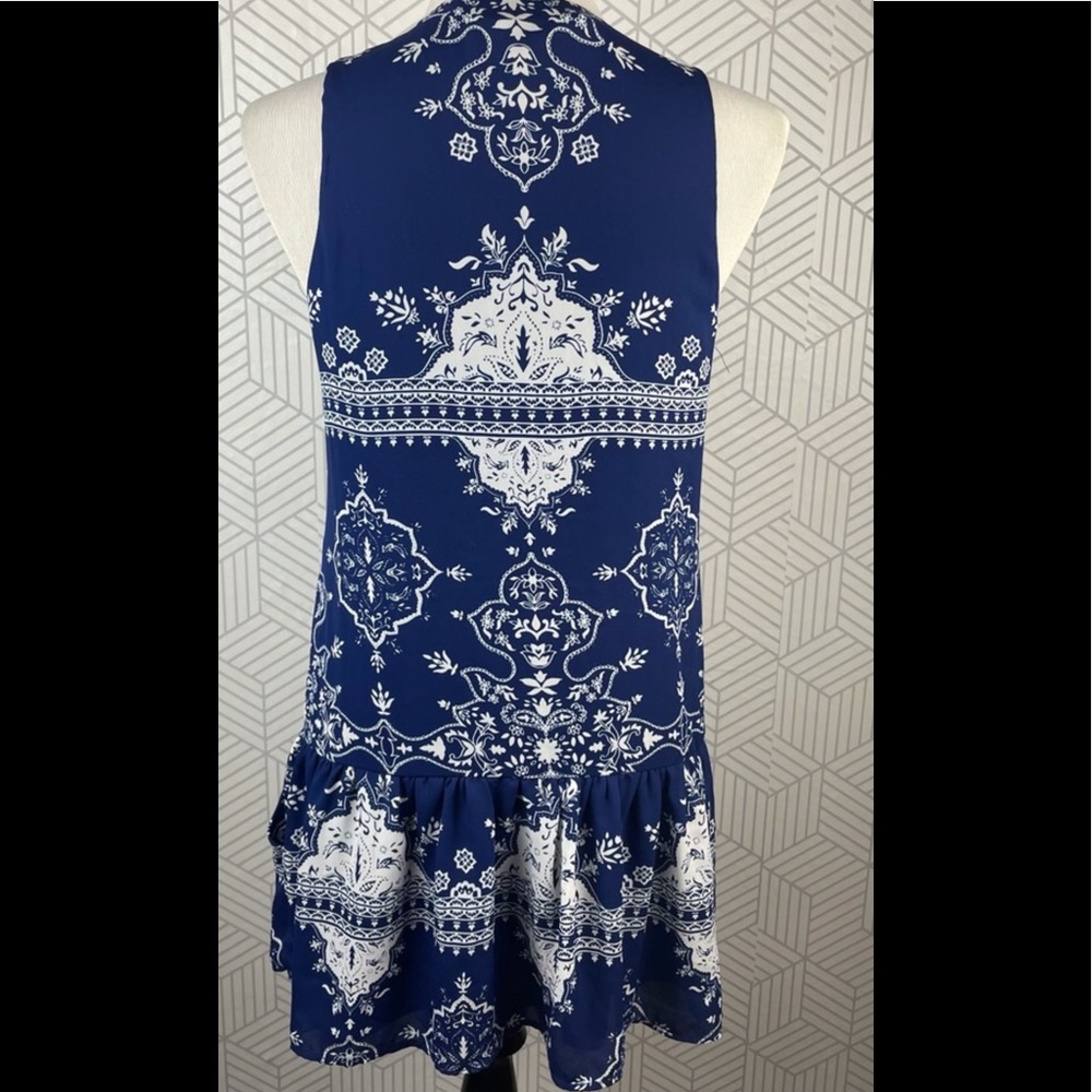 Lovers and friends dress size small - Picture 5 of 6